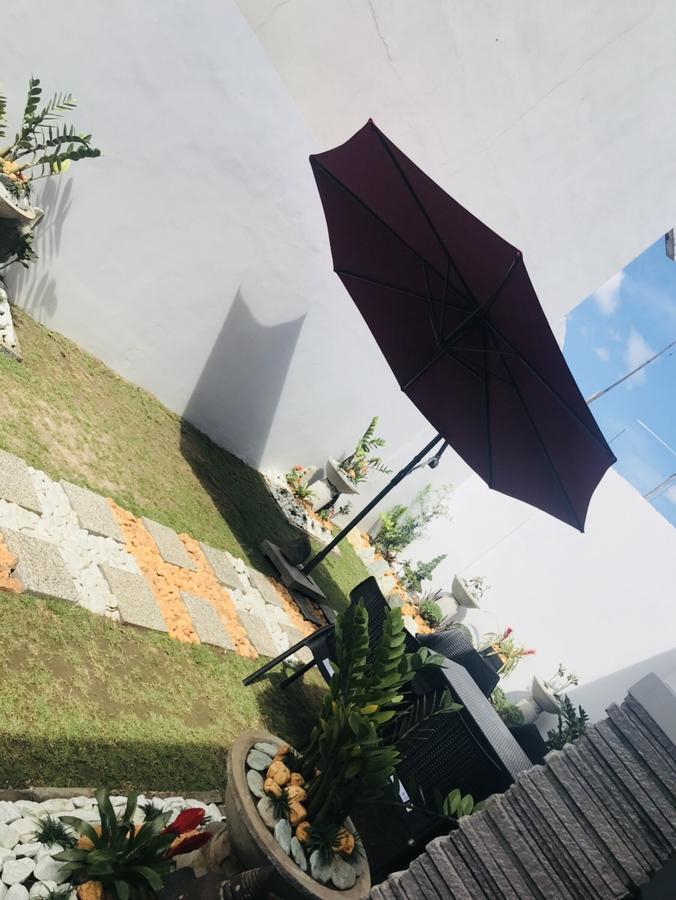 Hillary Timog Park Homes Angeles Exterior foto